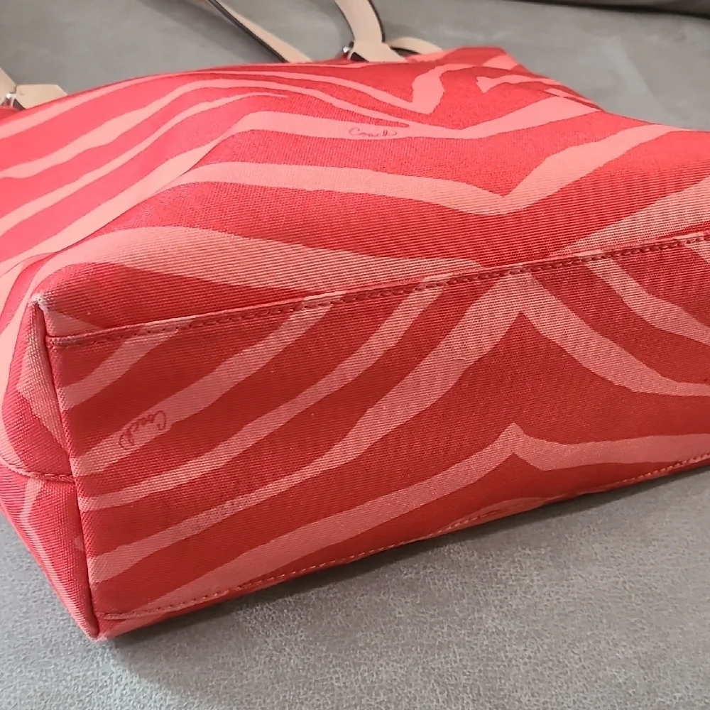 Coach Coral Orange Zebra Print Canvas & Leather Tote‎ Bag Worn Used Vtg